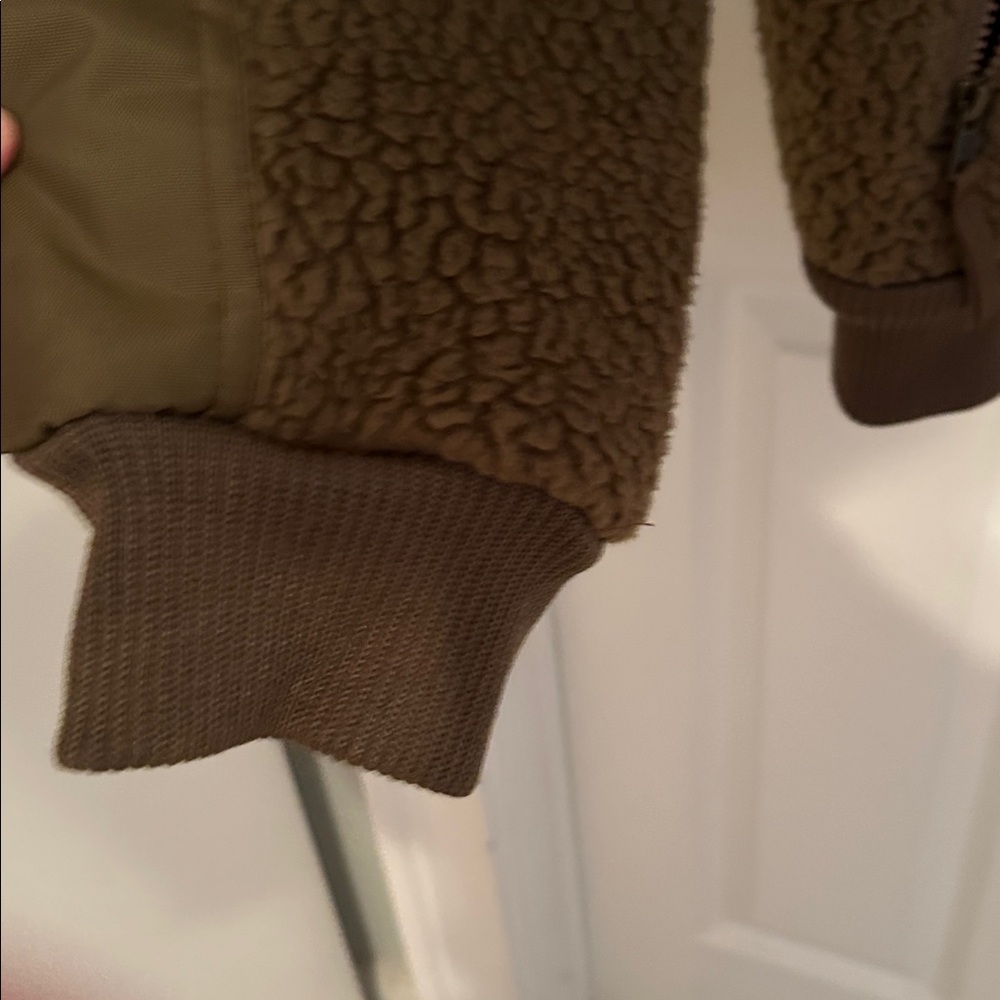 Filson Women's Brown Teddy Jacket - Picture 5 of 7